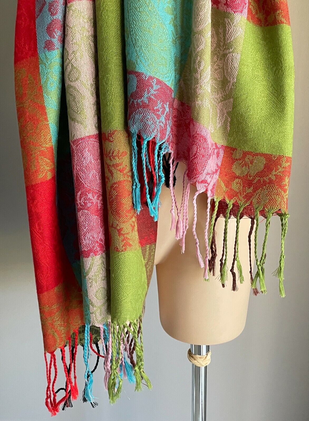 ESPRIT Scarf w Fringe Multi Colour & Print Large Check Rectangle Neck Wrap NEW