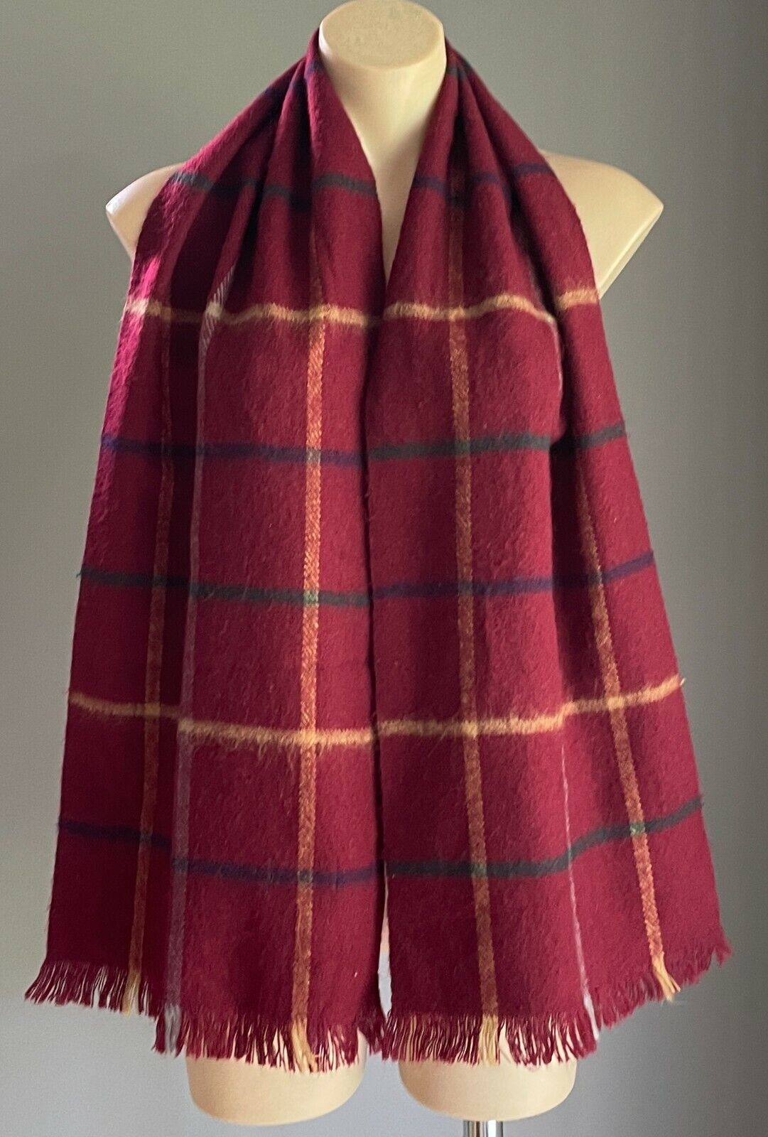 Mens Neck Scarf w Fringe Acrylic Knit Scarf Burgundy Check Plaid Vintage NEW