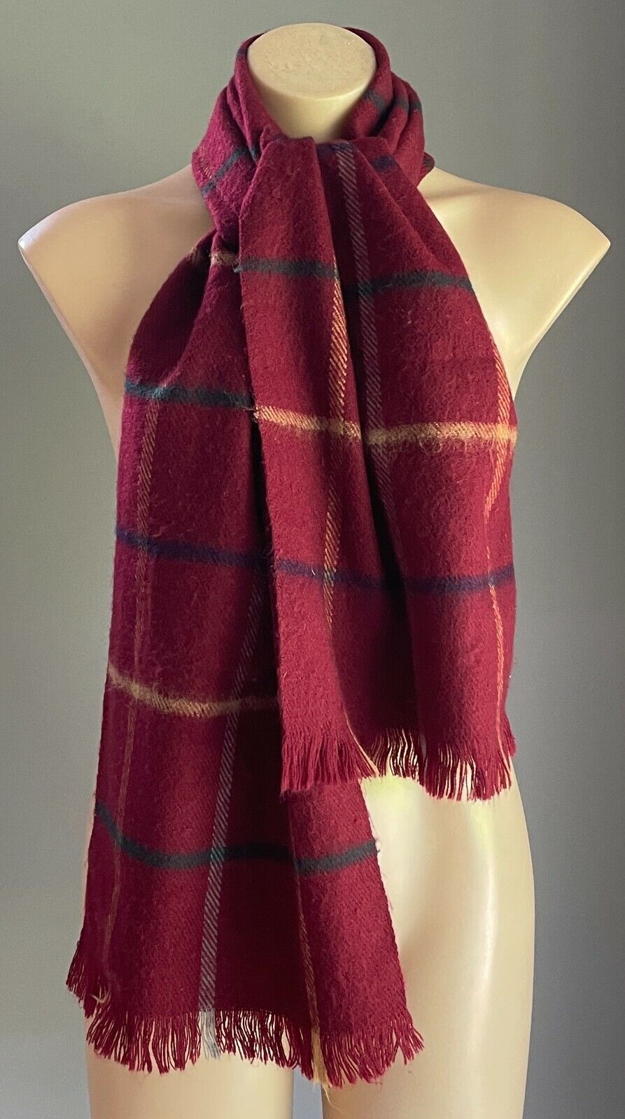 Mens Neck Scarf w Fringe Acrylic Knit Scarf Burgundy Check Plaid Vintage NEW