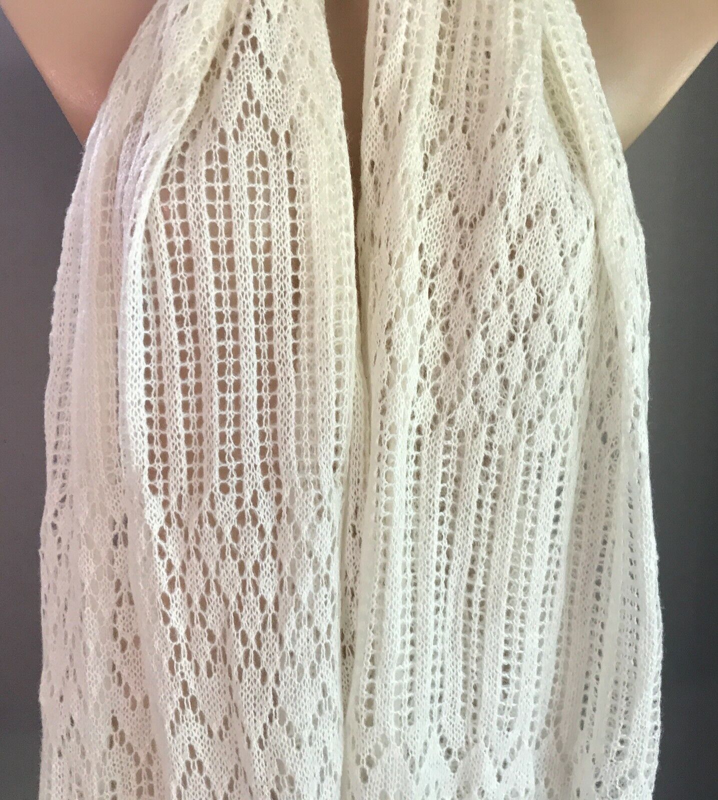 AMBER ROSE Neck Scarf Off White Decorative Knit Stitch Wide Rectangle NEW