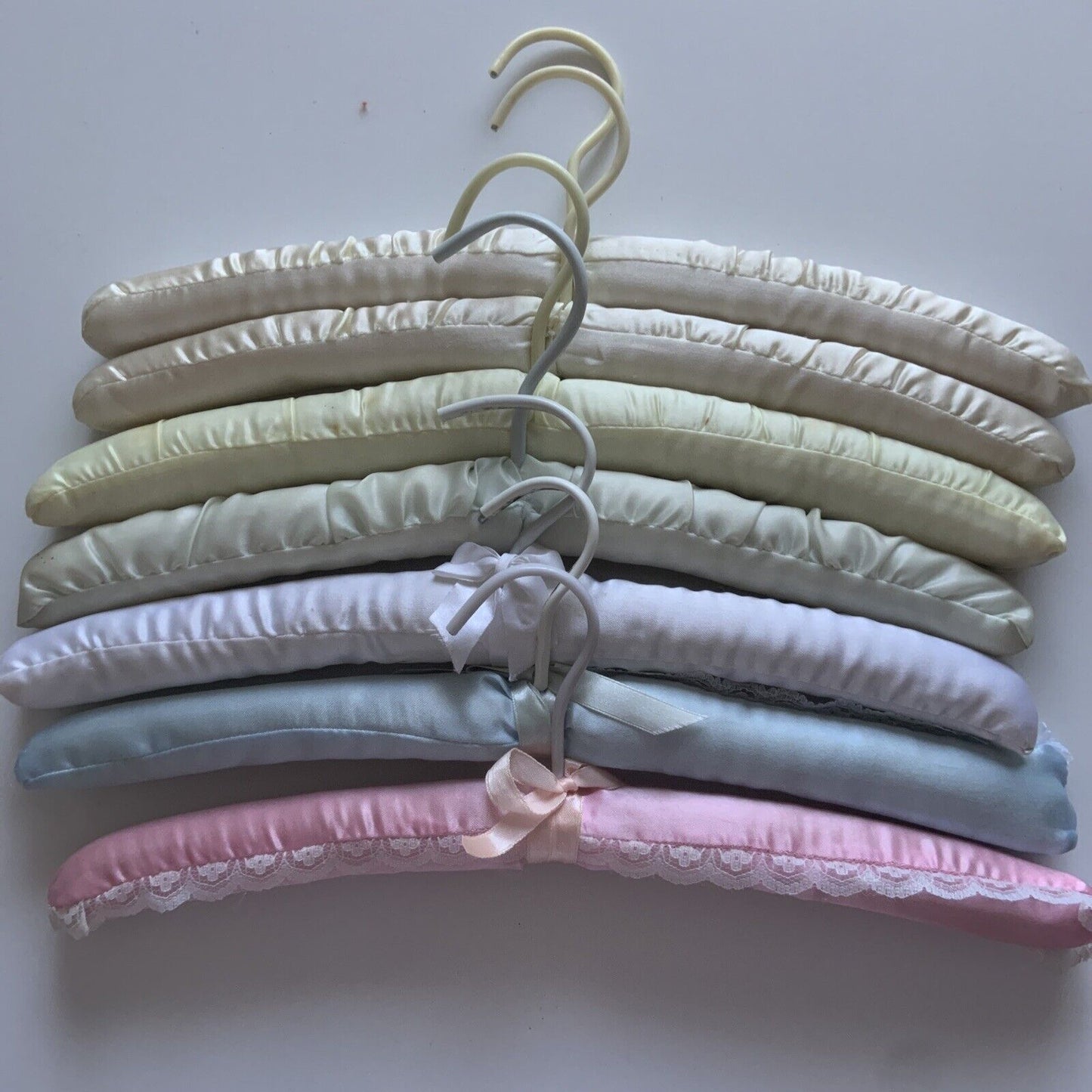 7 x Covered Wooden Clothes Coat Hangers Padded Satin 3 with Ribbon 4 without
