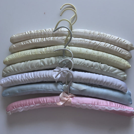 7 x Covered Wooden Clothes Coat Hangers Padded Satin 3 with Ribbon 4 without