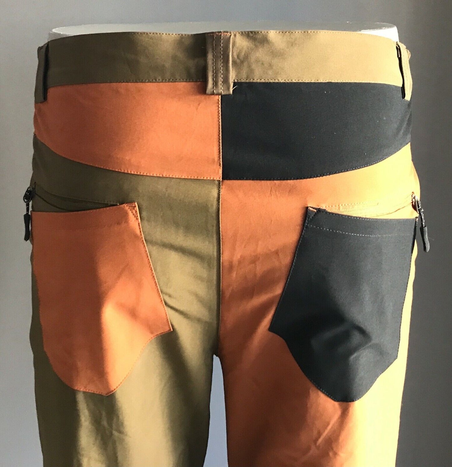 Mens PANTS Khaki Brown & Black Quick Dry Hiking Capri Zip Belt Loops Sz 36 NEW