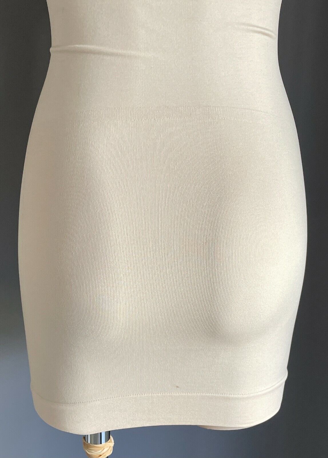 TRIUMPH Slip Dress ShapeWear Beige Seamless Strapless Mild Compression Size L
