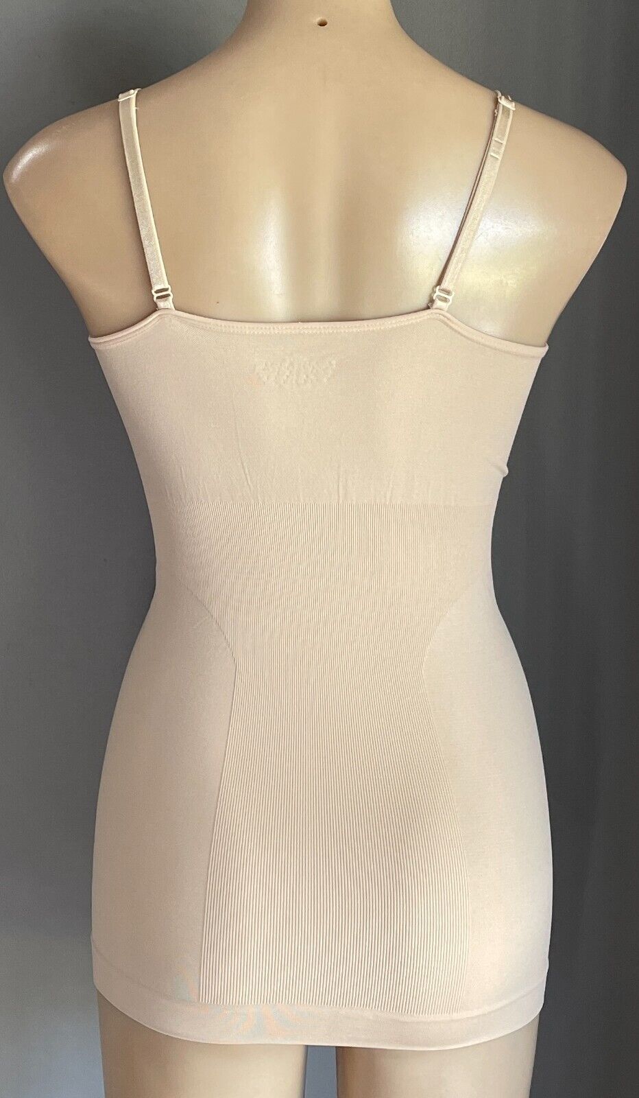 ShapeWear Tank TOP Nude Seamless Shaping Sleeveless Style Cami Camisole Size 14