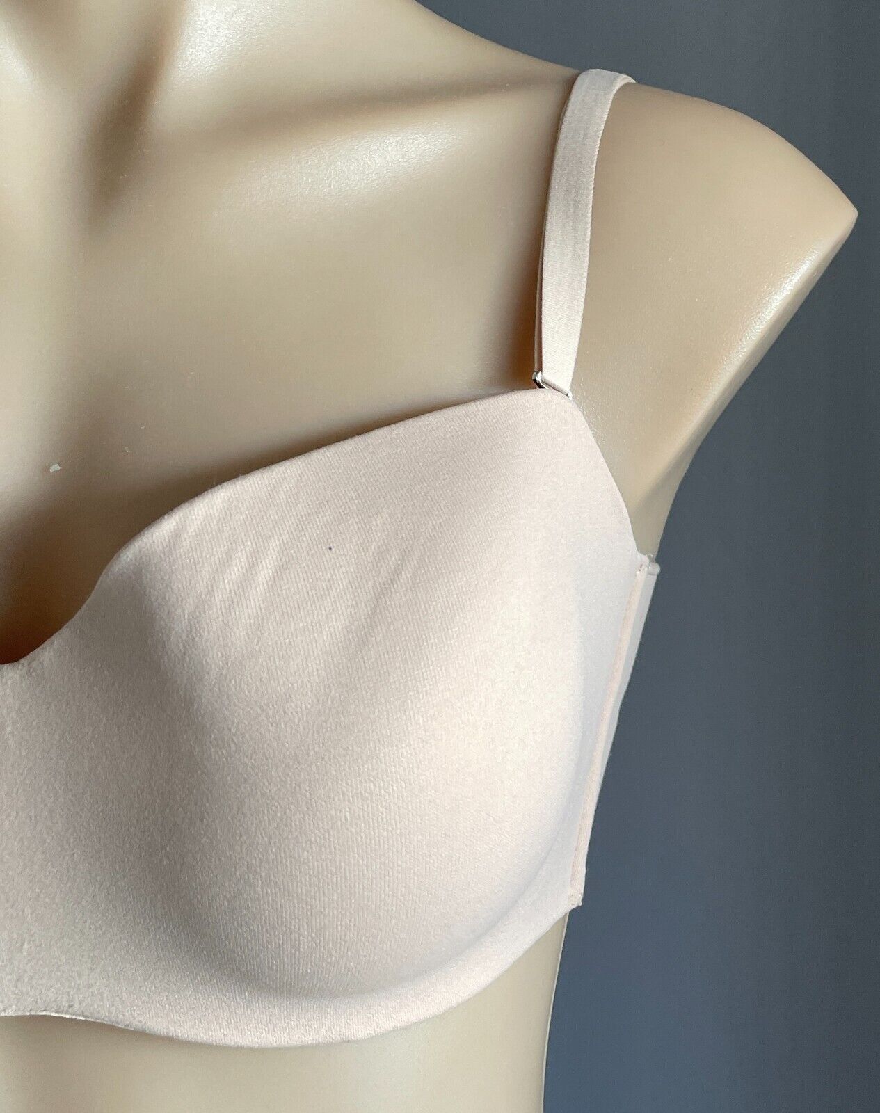 KAYSER Bra 14C Underwire Beige Moulded Smooth Cups 4 Way Convertible Strap 14 C