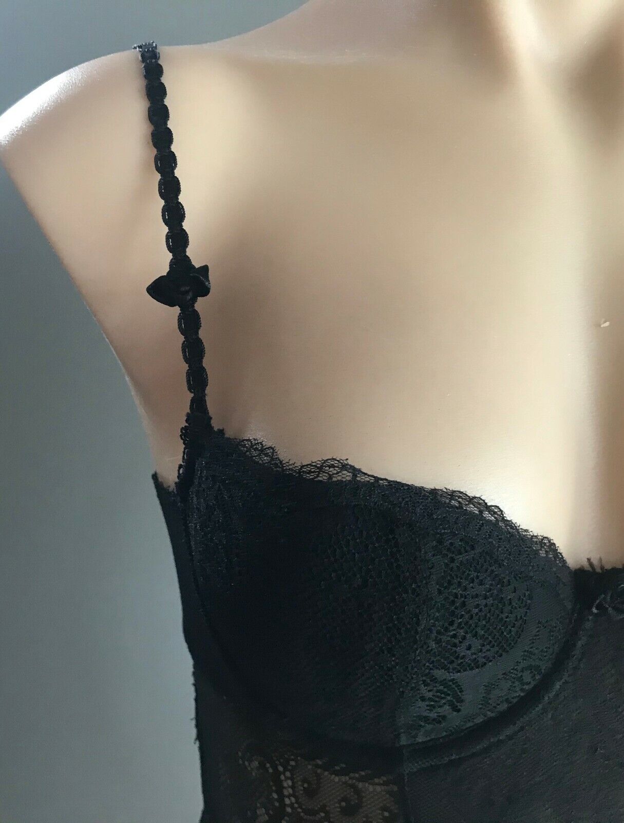 KAYSER Bodysuit Black Stretch Mesh Net Lace Balconette Bra U/Wire Ruffle Leg 10B