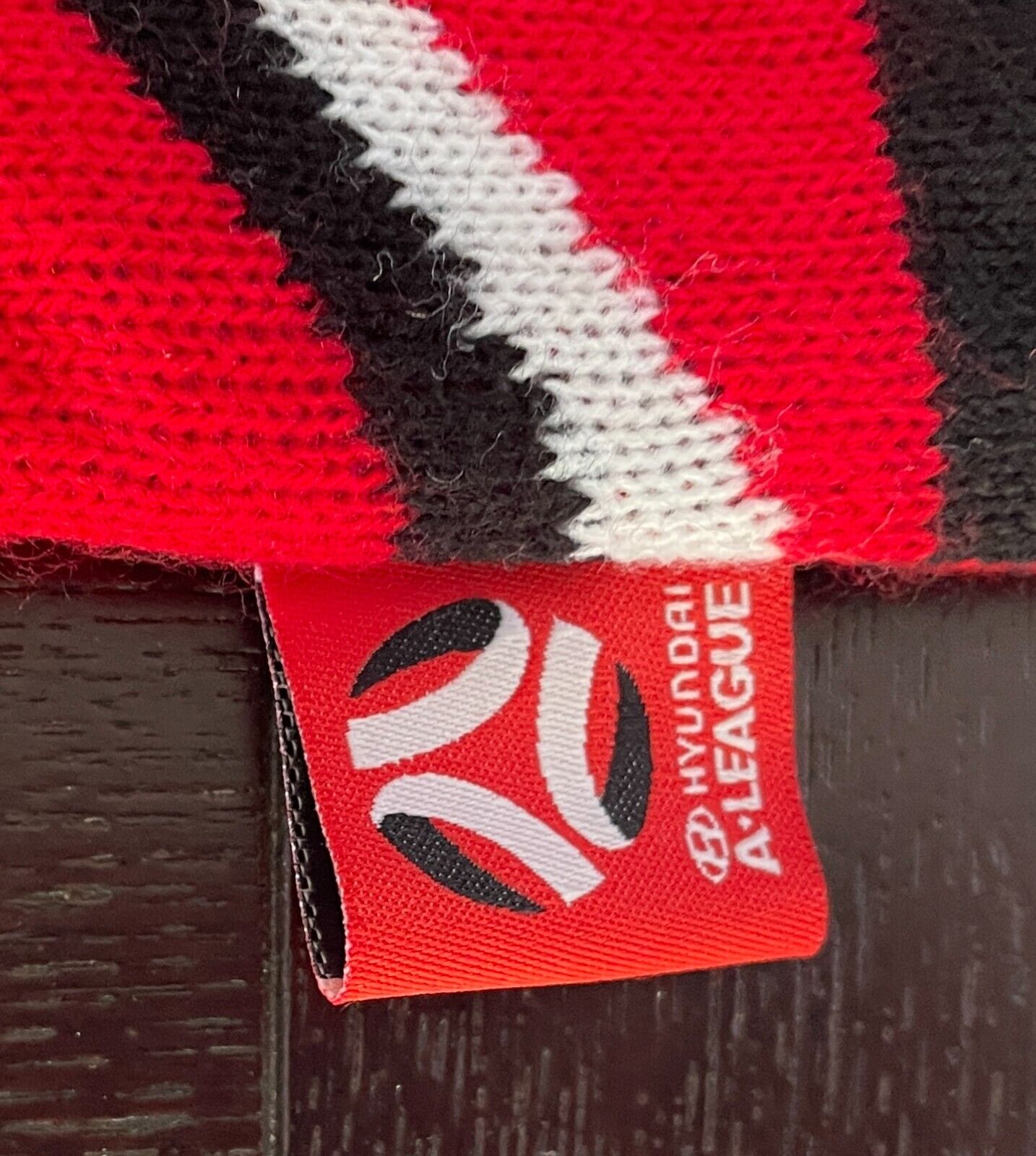 Fan Scarf WESTERN SYDNEY WANDERERS FC Knit Fringed Rectangle Football Soccer NEW