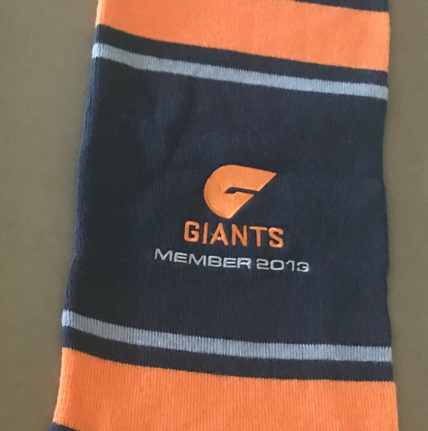 Fan Scarf GIANTS Football AFL GREATER WESTERN SYDNEY 2013 Member Knit Fringed