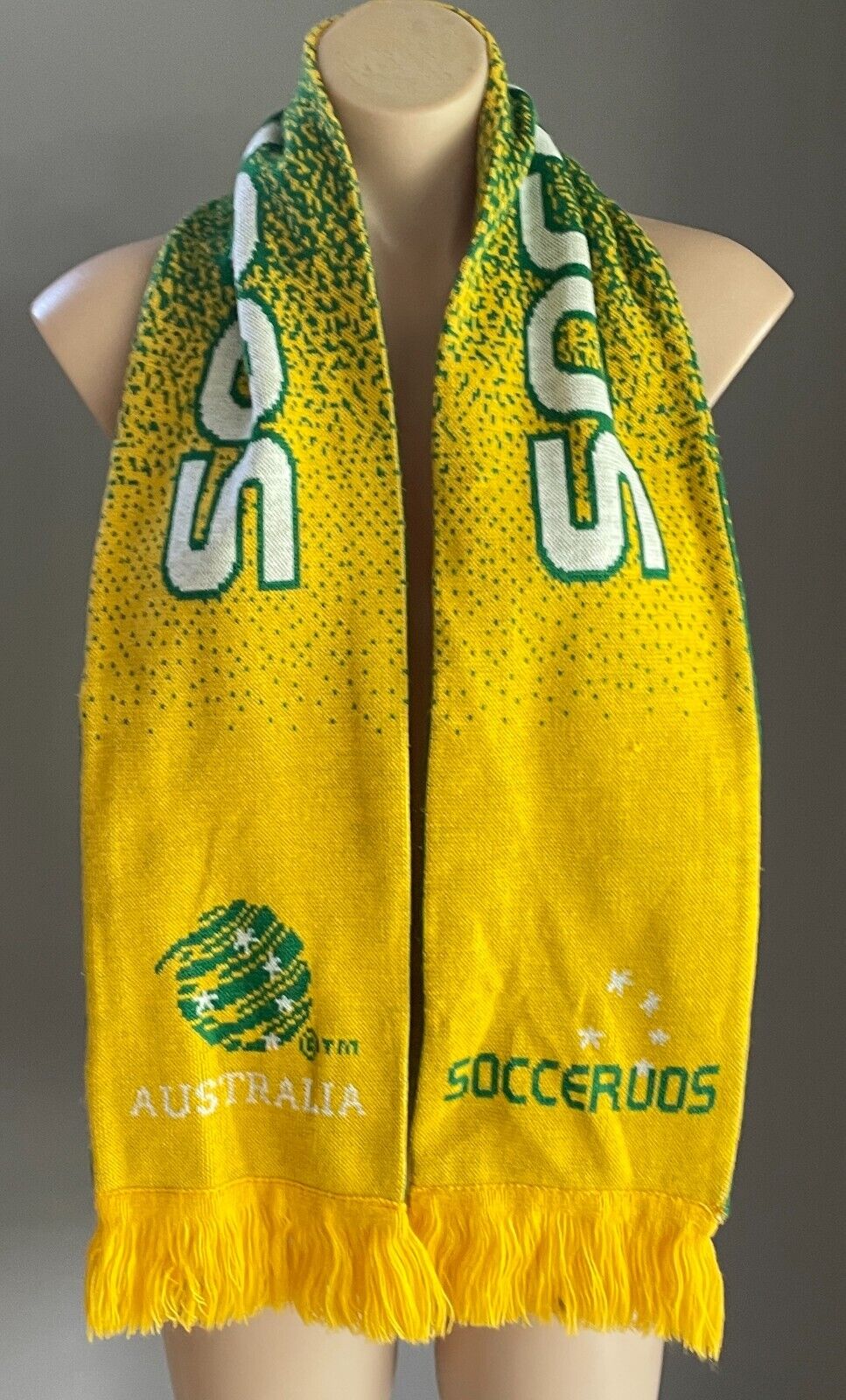 Fan Neck Scarf SOCCEROOS AUSTRALIA Green Gold Fringed Soccer Football Reversible