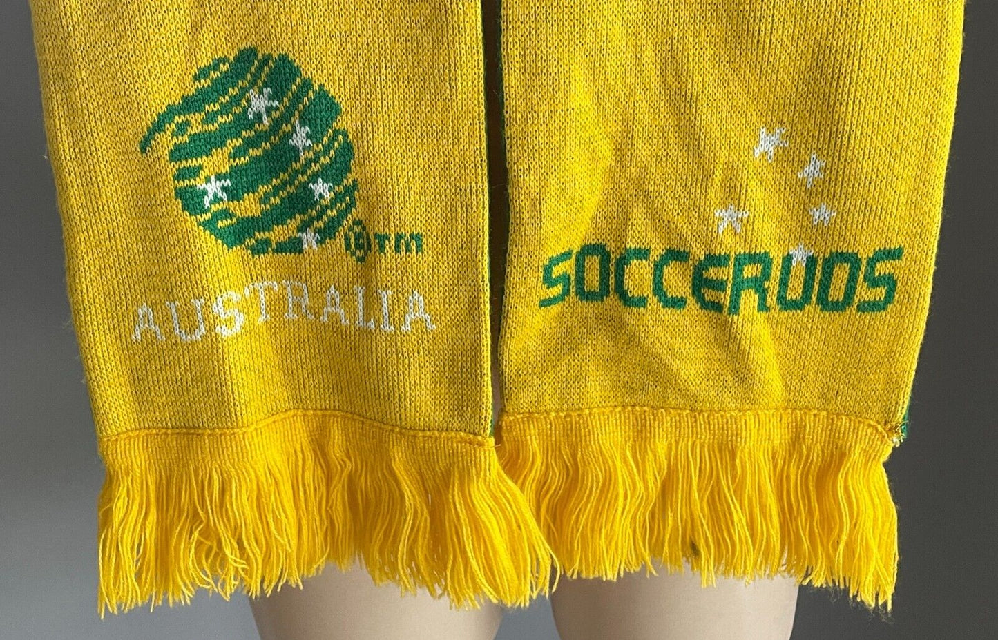 Fan Neck Scarf SOCCEROOS AUSTRALIA Green Gold Fringed Soccer Football Reversible