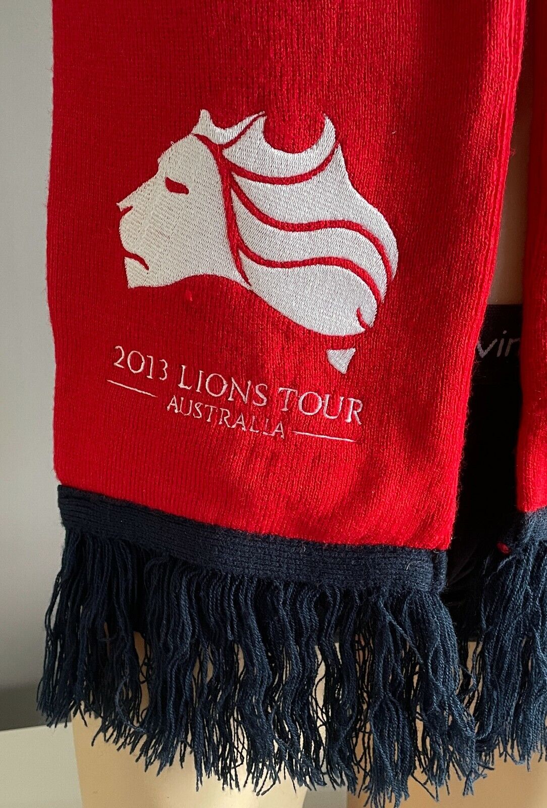 Fan Scarf LIONS TOUR AUSTRALIA 2013 Red & Navy Fringe Embroidered Wallabies