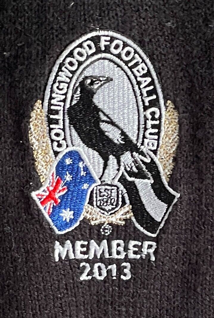 Fan Scarf COLLINGWOOD MAGPIES AFL Black White Knit Fringed Member 2013 Supporter