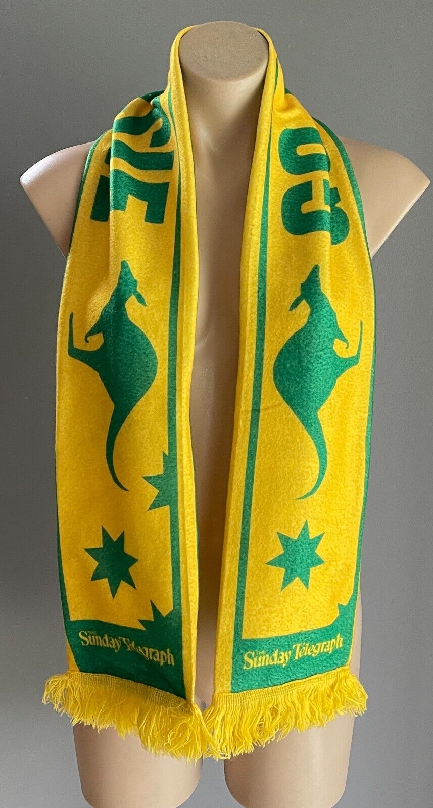 Fan Scarf SOCCEROOS GO AUSTRALIA 2010 Green Gold Fringed Football Soccer Promo