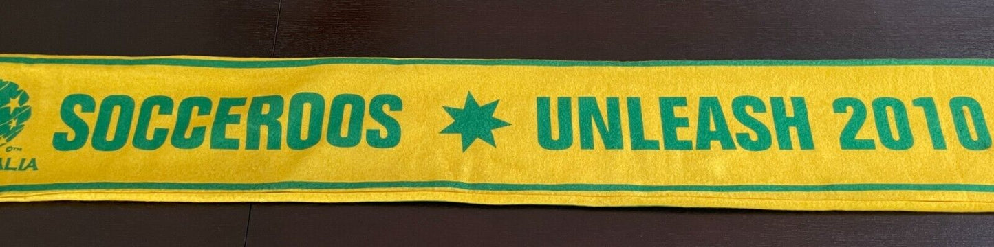 Fan Scarf SOCCEROOS GO AUSTRALIA 2010 Green Gold Fringed Football Soccer Promo