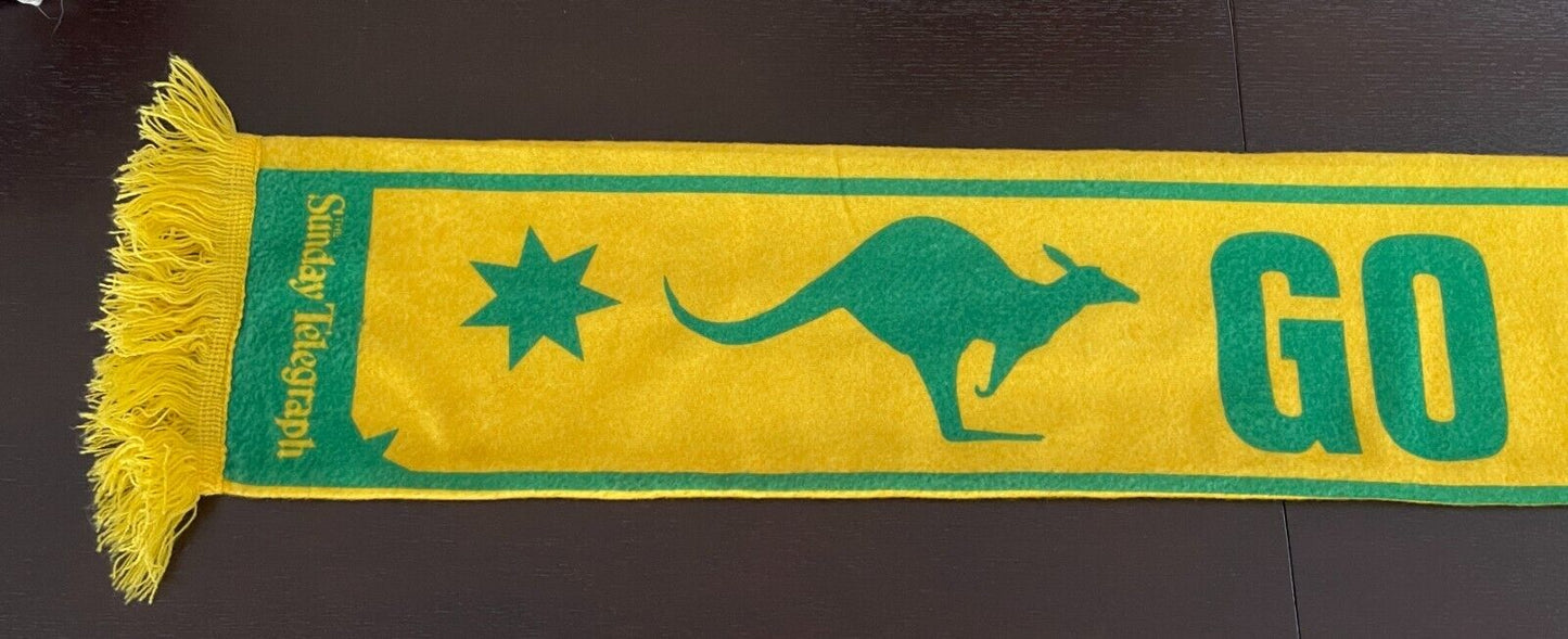 Fan Scarf SOCCEROOS GO AUSTRALIA 2010 Green Gold Fringed Football Soccer Promo