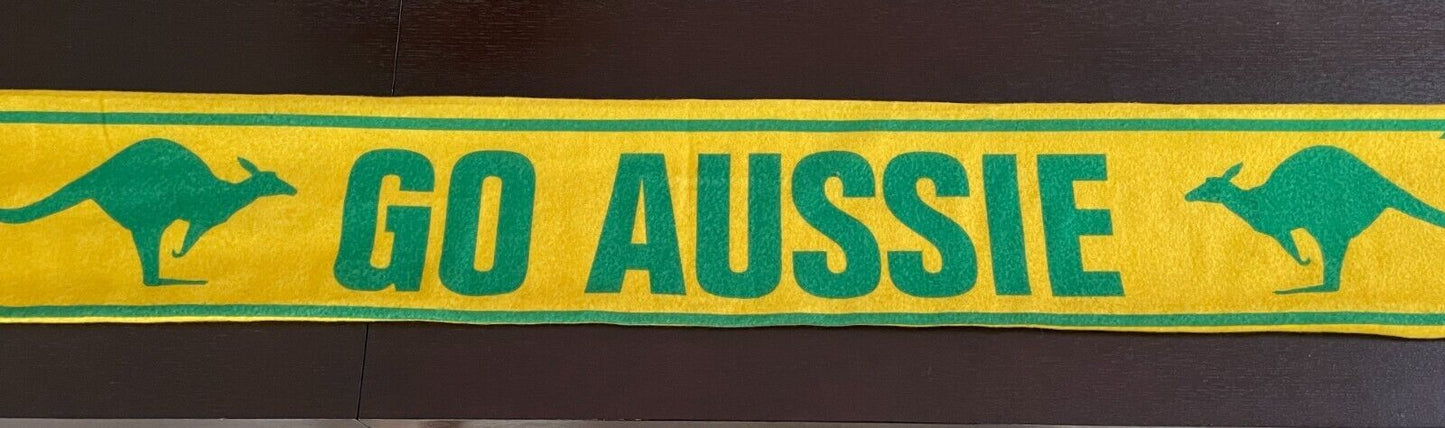 Fan Scarf SOCCEROOS GO AUSTRALIA 2010 Green Gold Fringed Football Soccer Promo