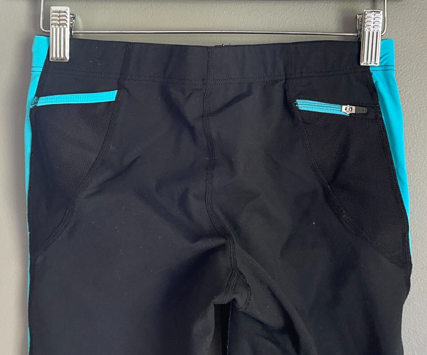 BLOCKOUT Body Energy Leggings Running Black Blue Stripe 3/4 Length Pants Size S
