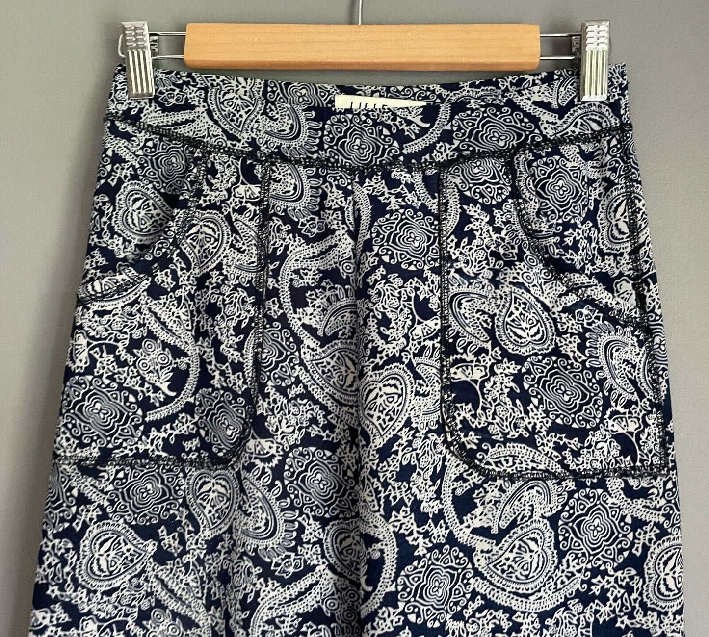 LILLE Leggings Blue White Paisley Print Fleece Lined Elastic Waist Size S Active
