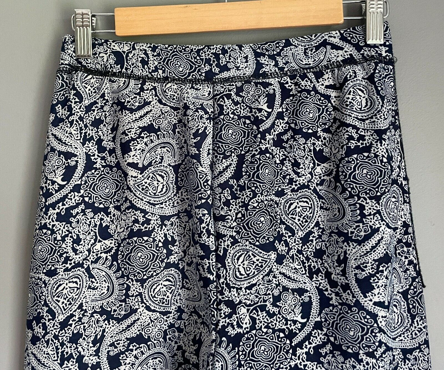 LILLE Leggings Blue White Paisley Print Fleece Lined Elastic Waist Size S Active