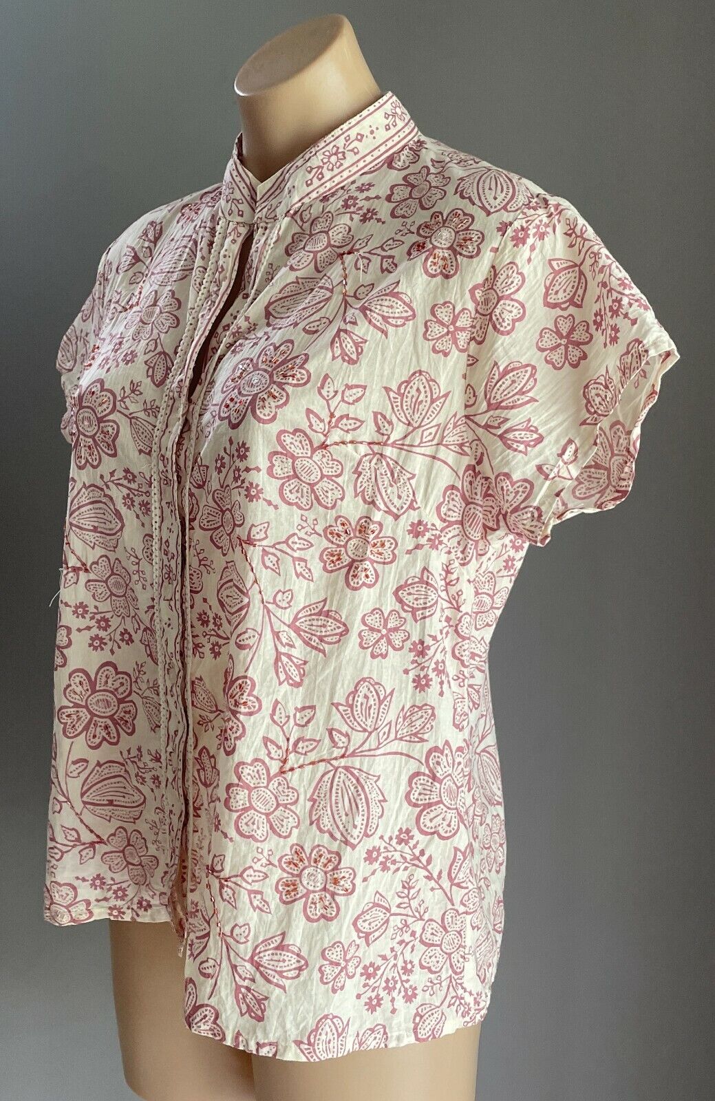 TOP ELLIE LOUISE Short Sleeve Blouse Pink White Floral Print Collarless Size 12