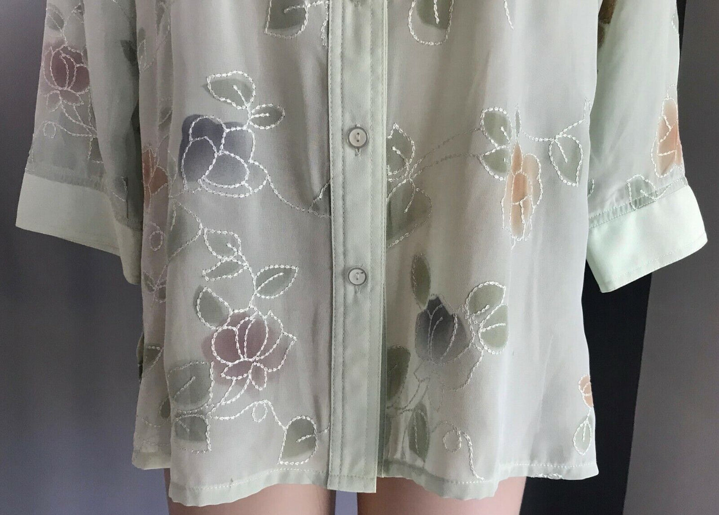 RICKI RENEE Top Blouse Pale Green Floral Embroidered 3/4 Sleeve Ladies Size 14