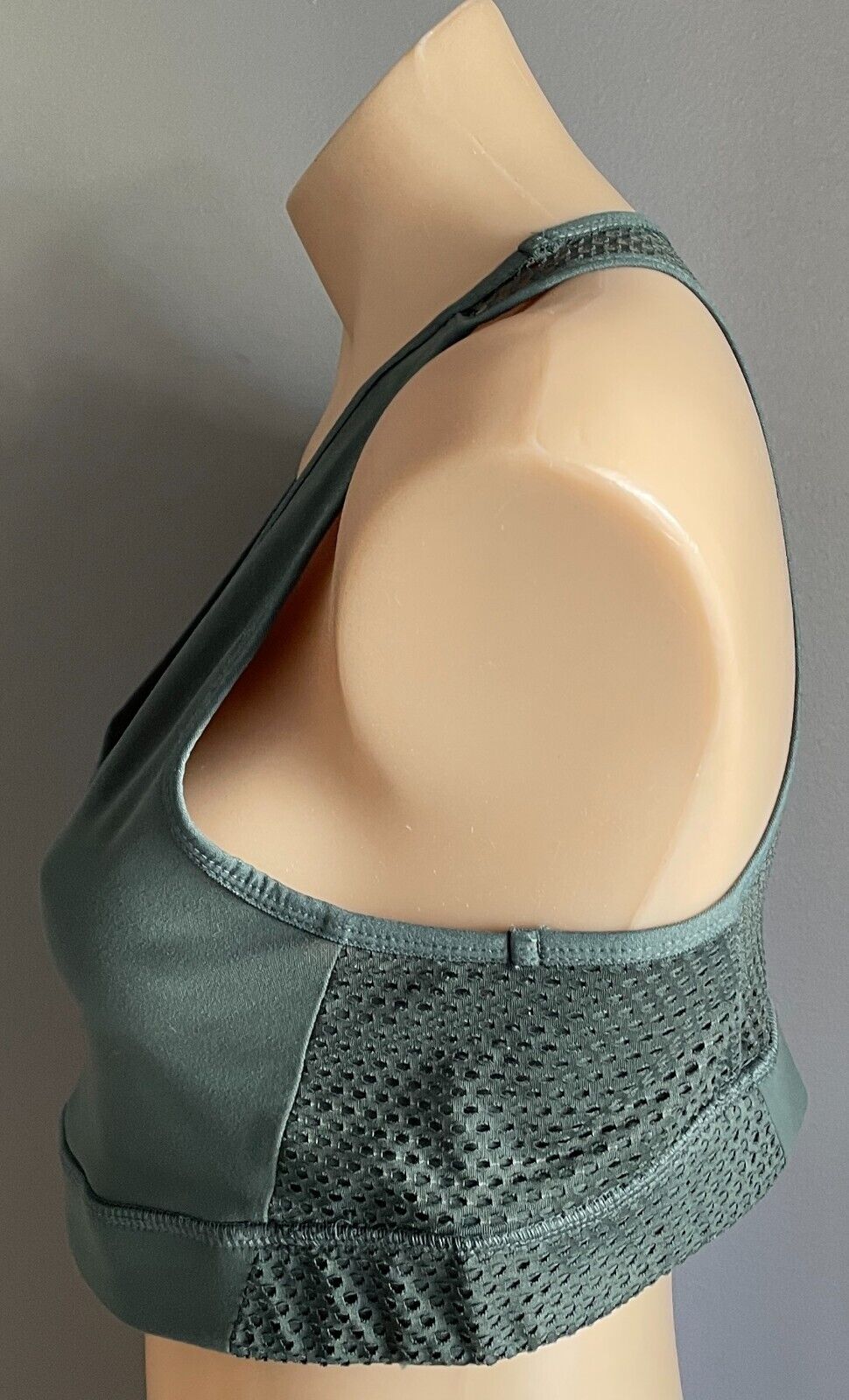 ANKO Crop Bra Top Khaki Green Medium Support Racer Back Size 14 Sports Gym NEW