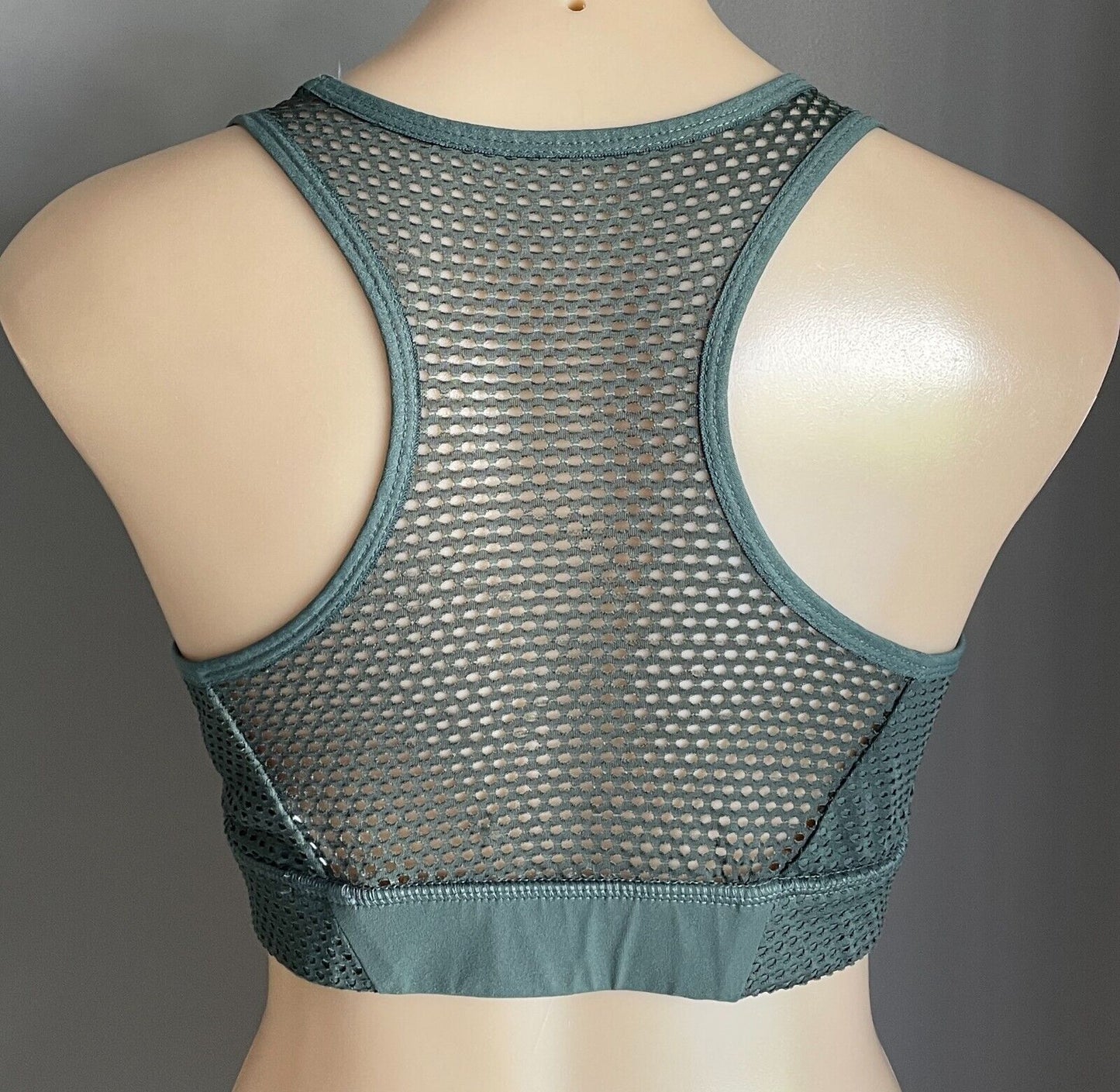 ANKO Crop Bra Top Khaki Green Medium Support Racer Back Size 14 Sports Gym NEW
