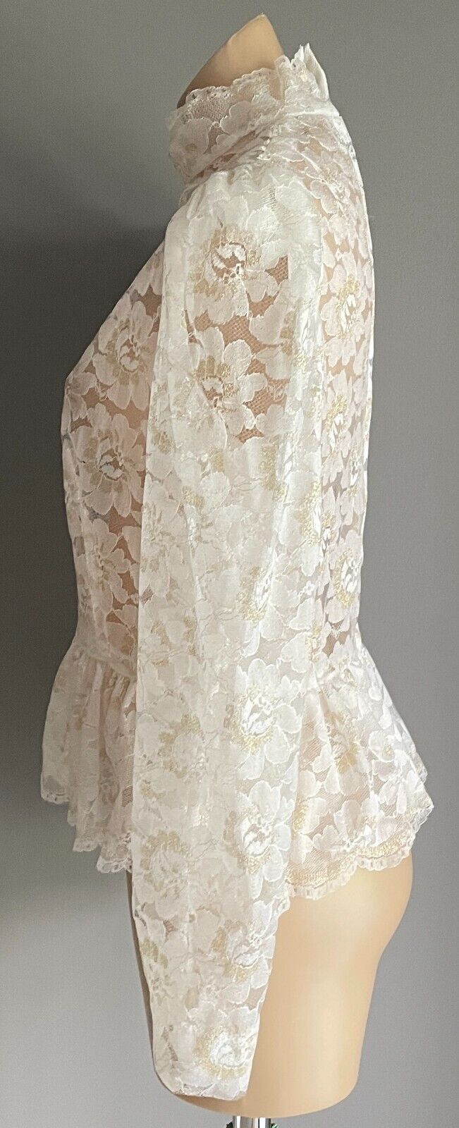 Antique Top White Lace High Neck L/Sleeve Blouse Gold Glitter Highlights Size 10