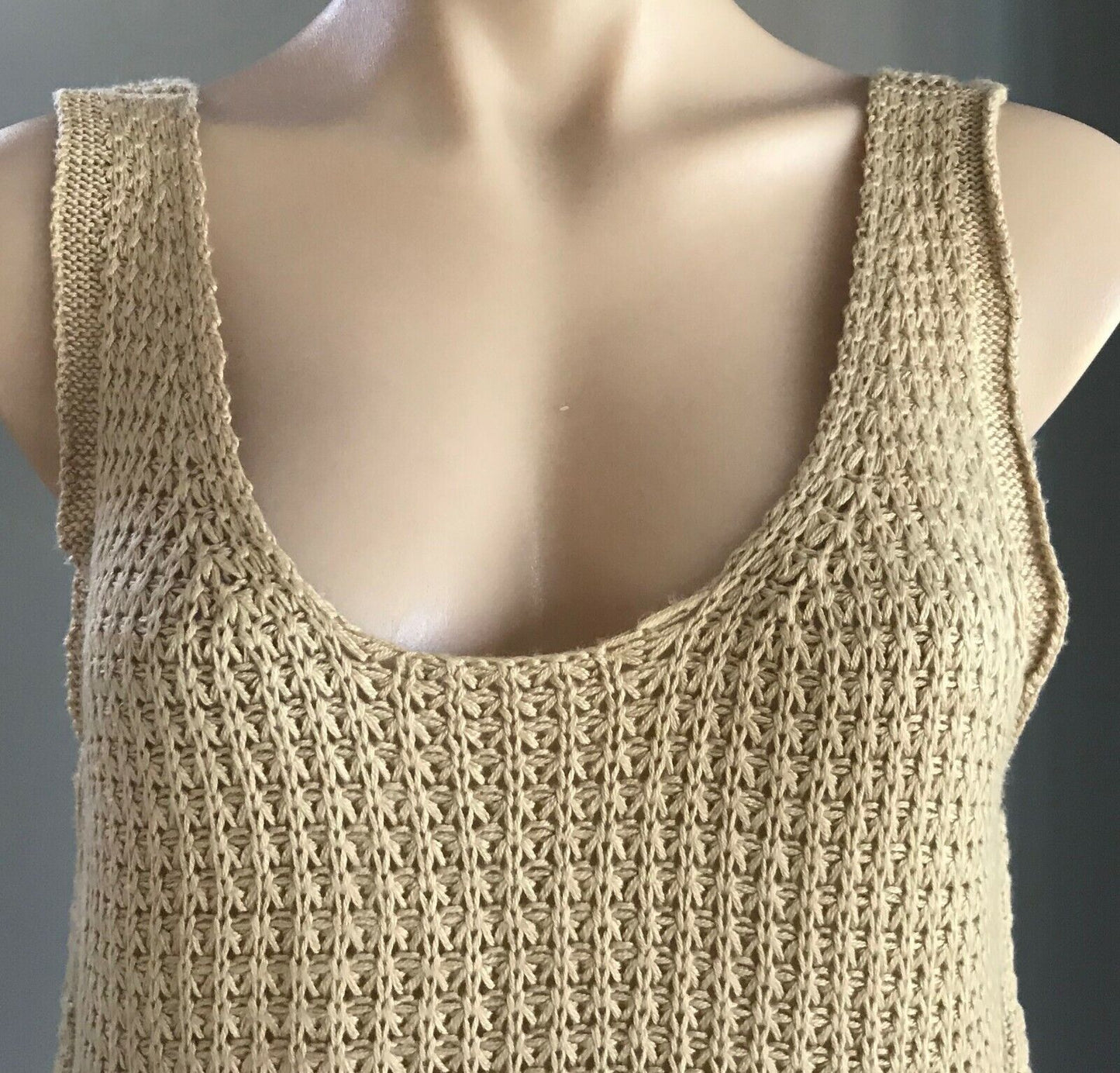 Gold Chunky Knit Singlet Top Scoop Neck & Back Sleeveless Dip Hem Ladies Sz 12