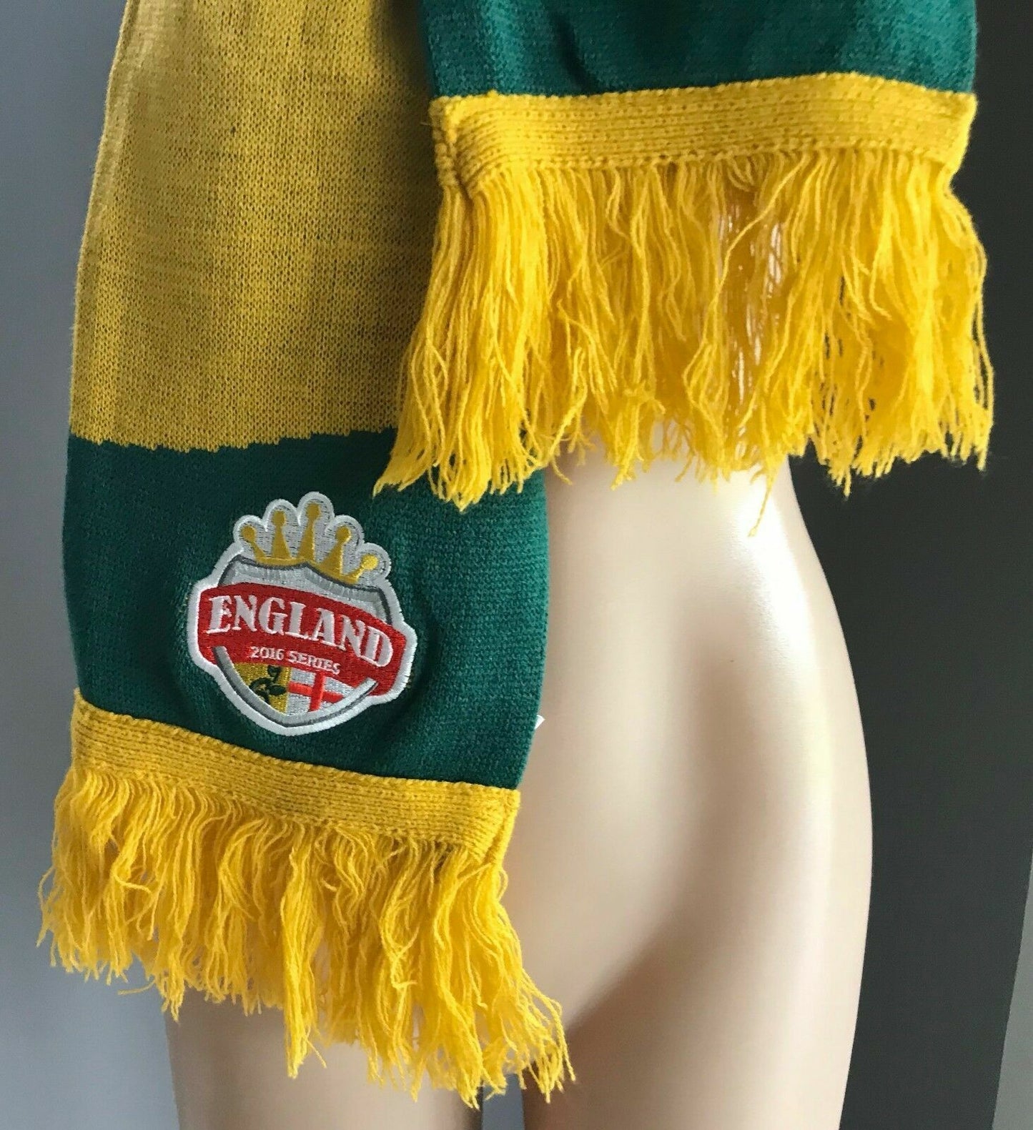 Fan Scarf WALLABIES Official Green Gold Australian 2016 England Tour Knit Fringe