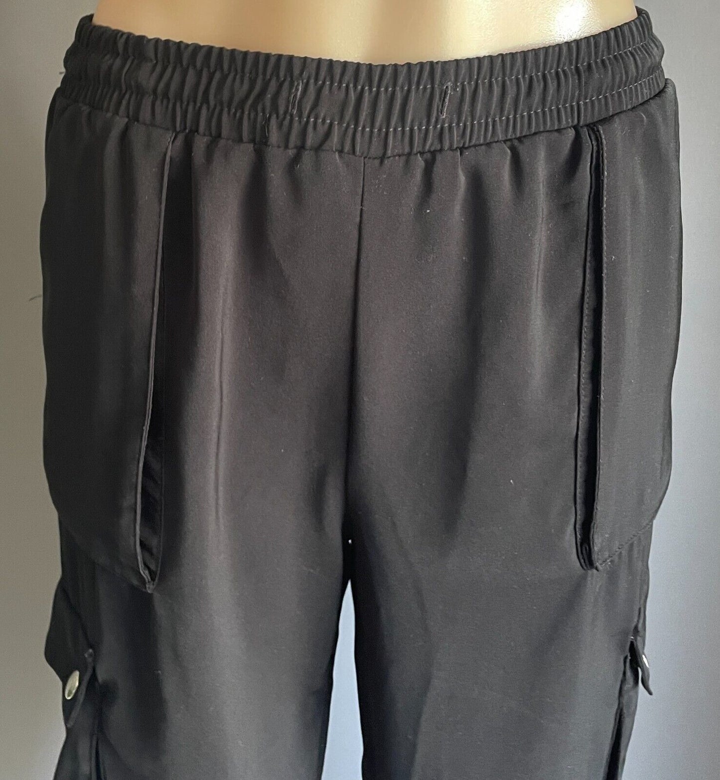 Ladies Size 10 Pants SILVER WISHES Cargo Black Elastic Waist Tapered Cuff Leg