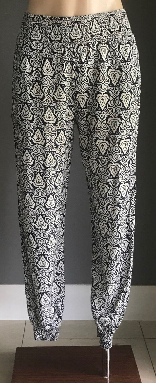 BLUE JADE Ladies Size 10 Pants Harem Pants Navy Beige Print Shirred Waist Cuffs