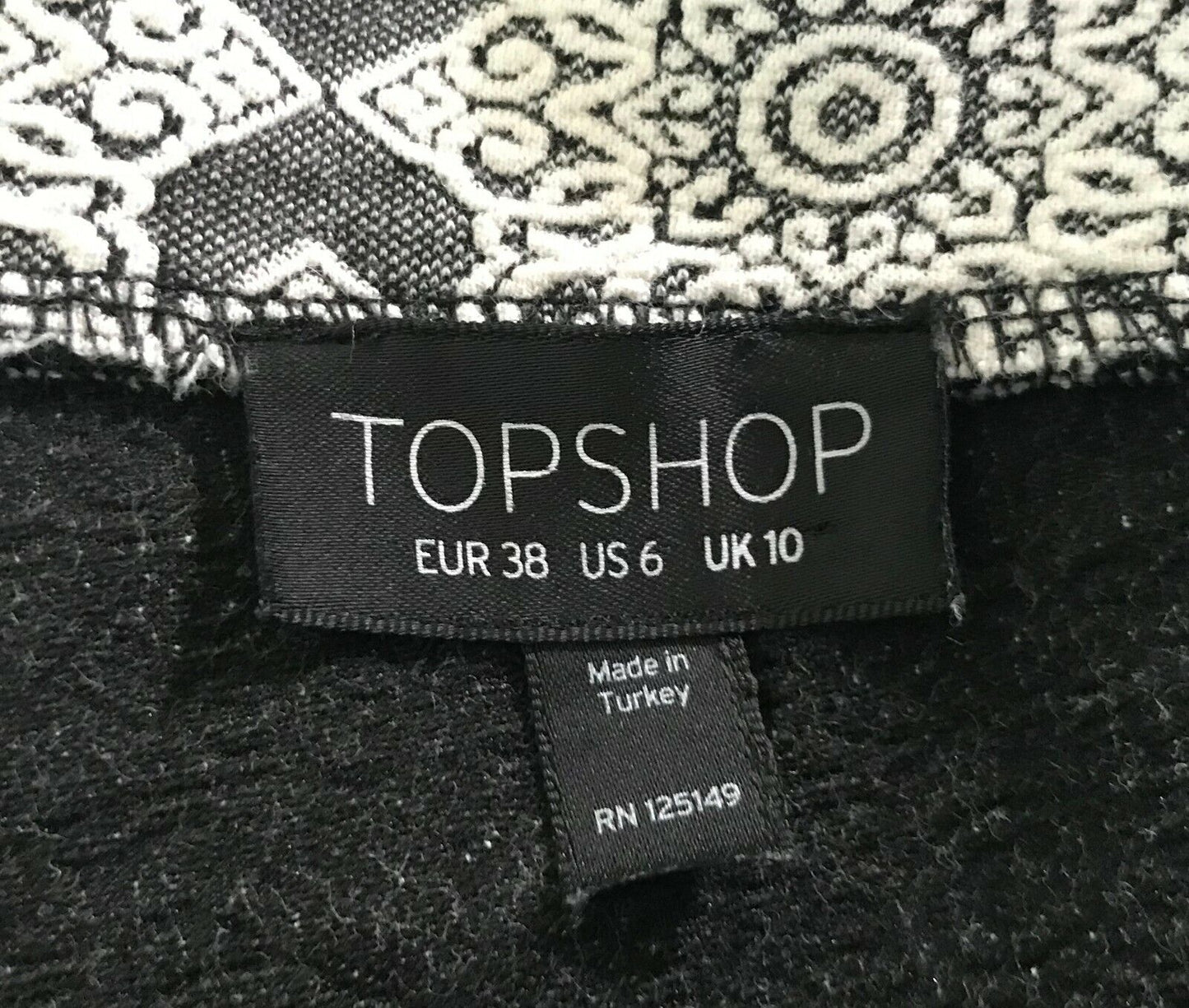 TOPSHOP Pants Grey & White Textured Geo Print Stretch Skinny Leg Ladies Size 10