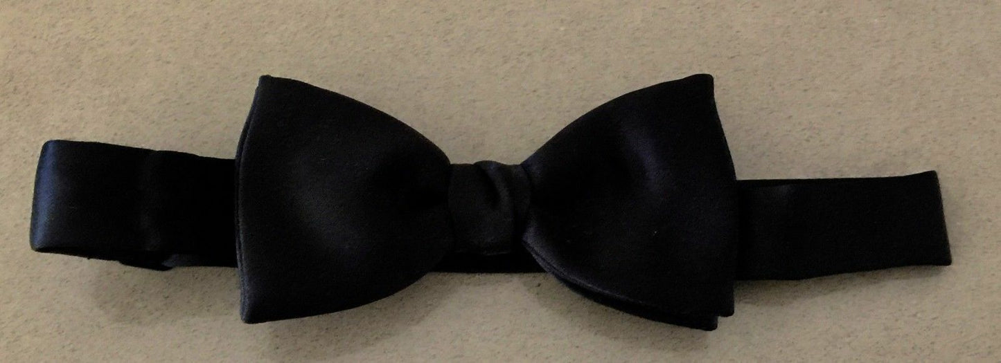 Vintage Mens BOW  TIE Classic Black Satin Look & Feel Pre-Tied Wedding Formal