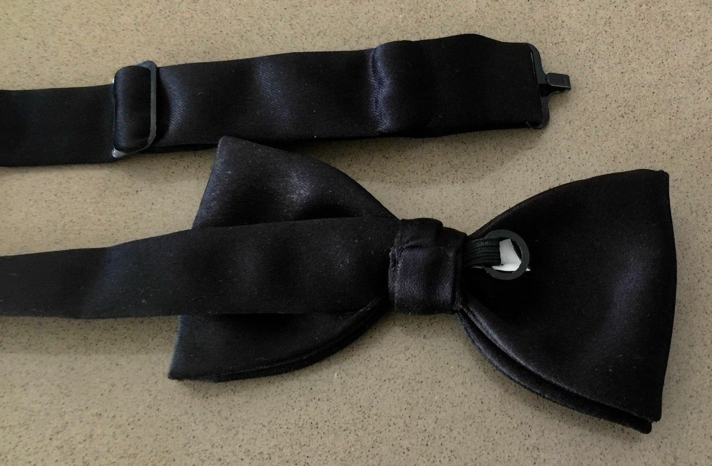 Vintage Mens BOW  TIE Classic Black Satin Look & Feel Pre-Tied Wedding Formal