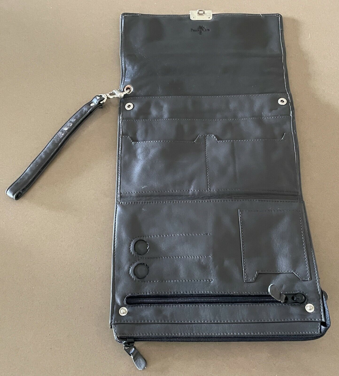 PEGASUS CLUB Man Bag Grey Taupe Leather TriFold Wristlet Travel European NEW