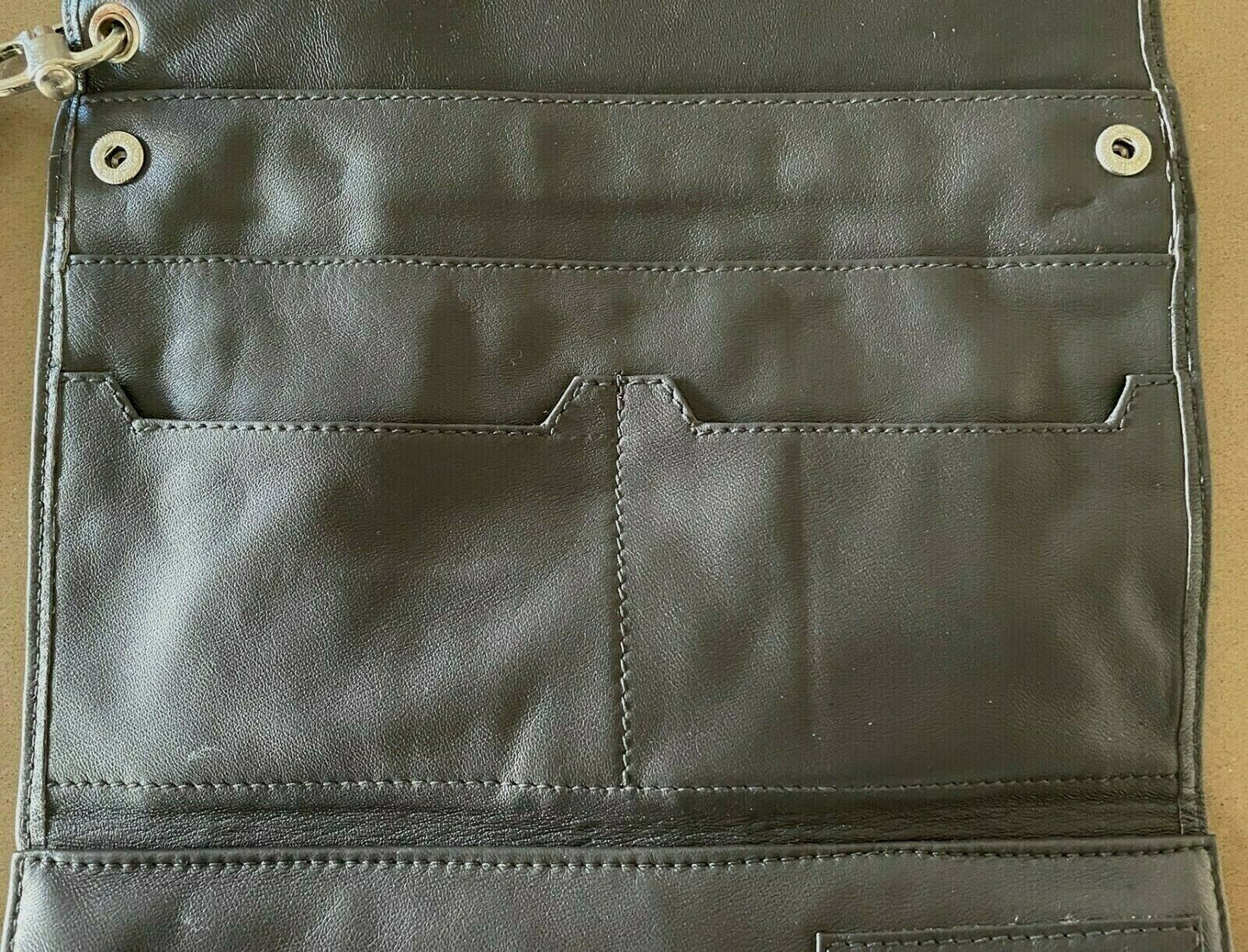 PEGASUS CLUB Man Bag Grey Taupe Leather TriFold Wristlet Travel European NEW