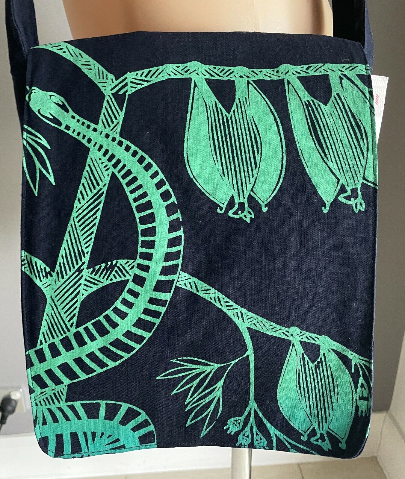 INJALAK ARTS Selina Nadjowh Crossbody Bag Green Navy Blue Hand Printed Indi NEW