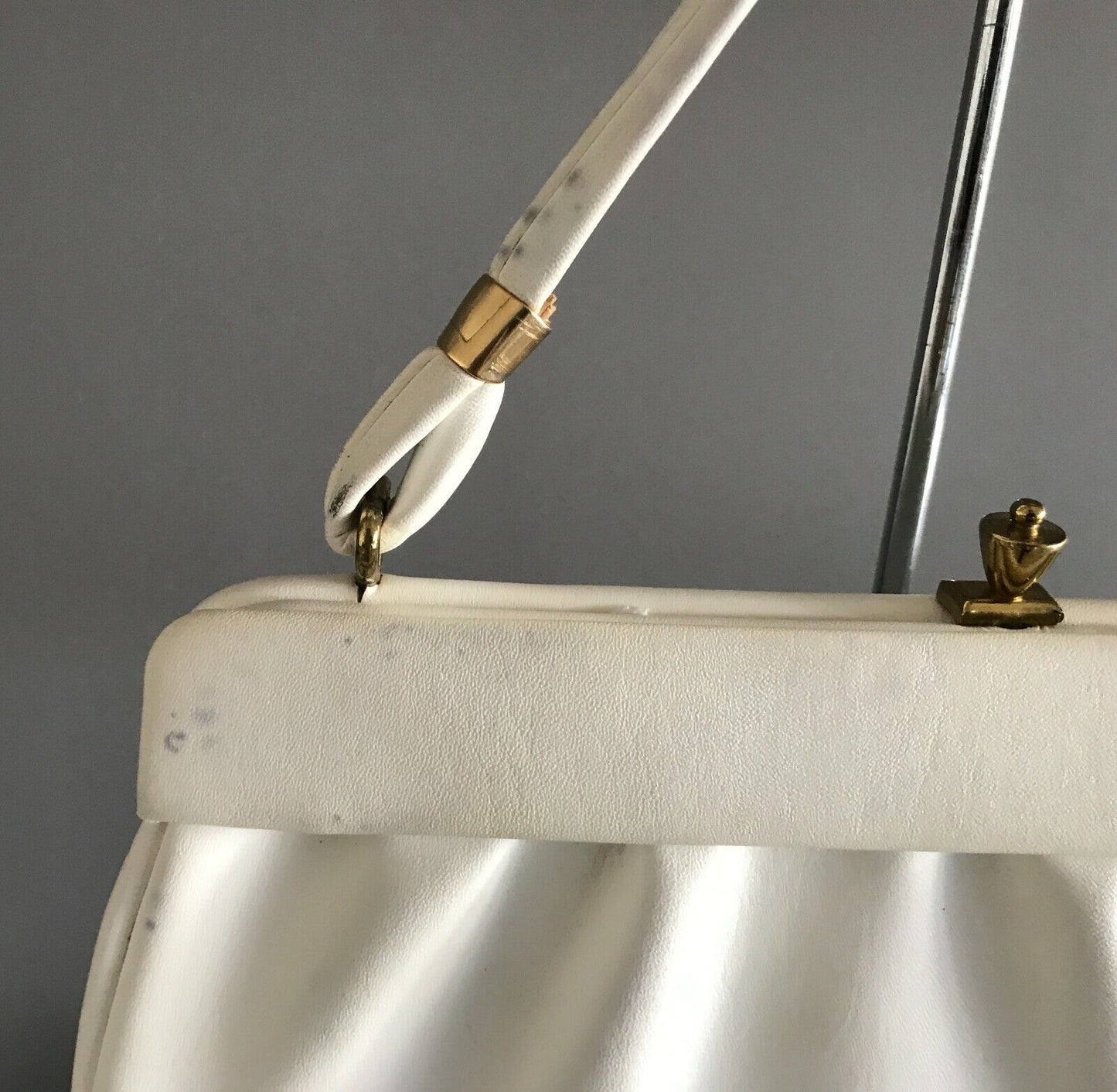 HERMES LEATHERGOODS P/L NSW Handbag White Plastic Vinyl Bag Vintage 1950s