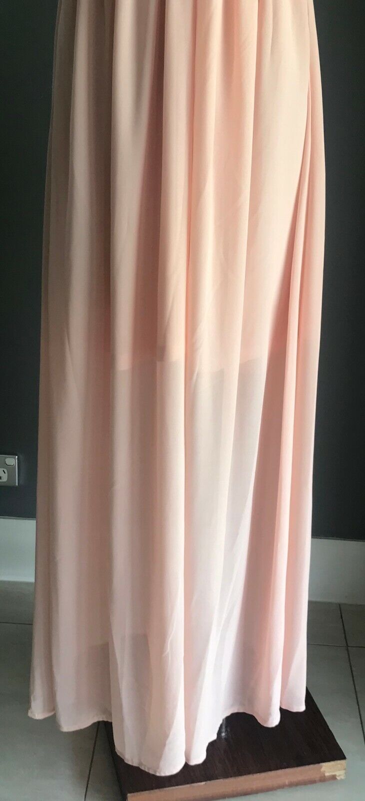 Maxi Dress REQUEST Blush Pink w White Trim Sleeveless Halter Neck Size 10 NEW