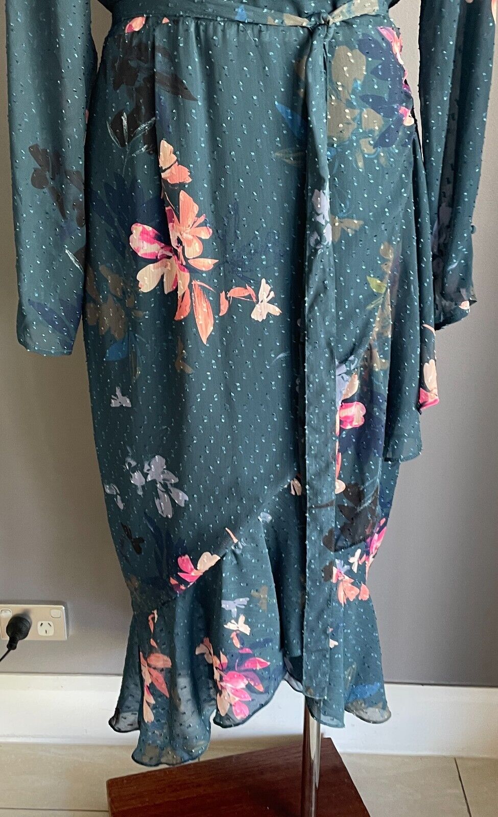 Maxi Dress FRESH SOUL Green & Multicoloured Floral Ruffle Front Wrap Size 16