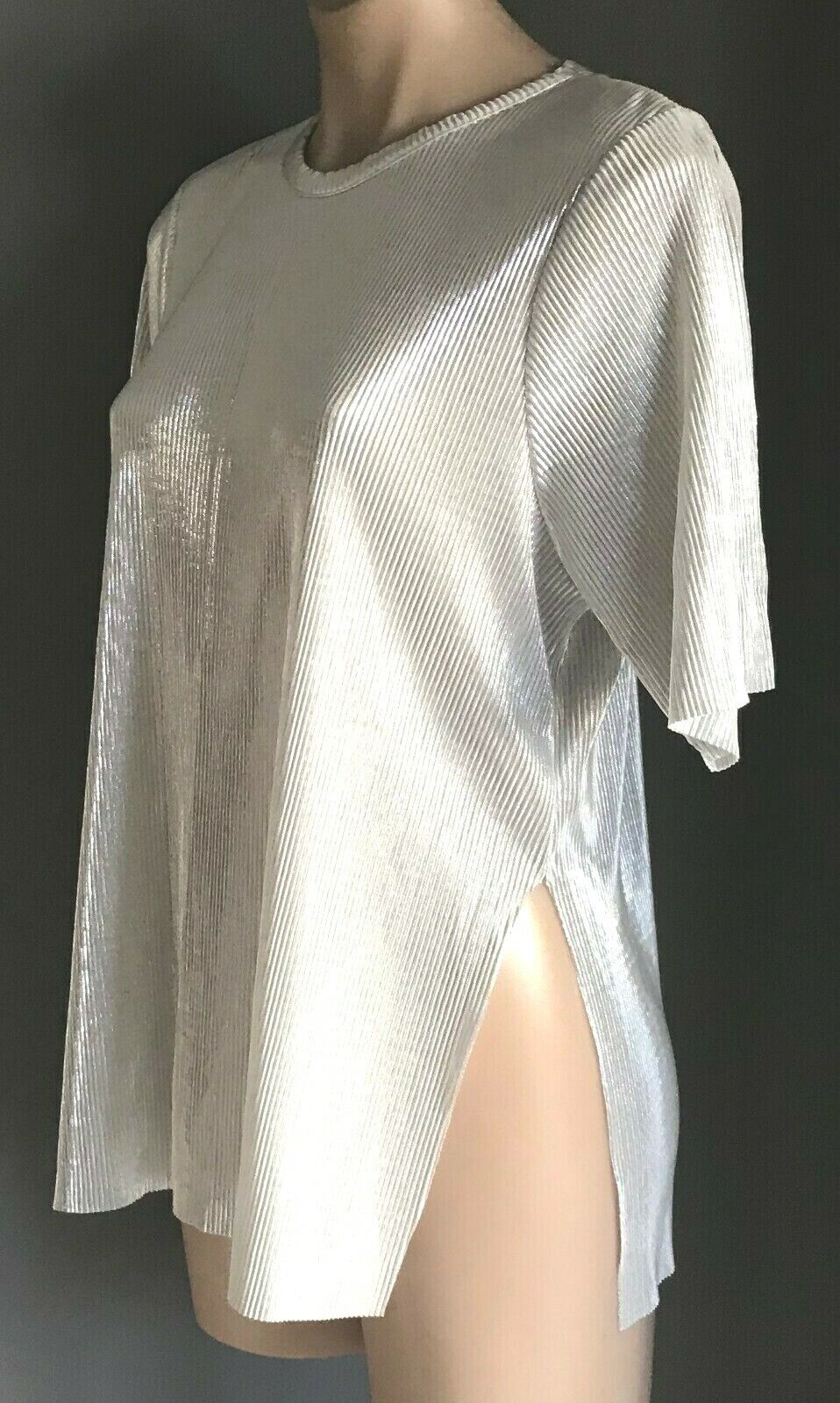 TOPSHOP Top Slinky Silver Self Stripe Stretch Short Sleeve Side Slits Tee Sz 10