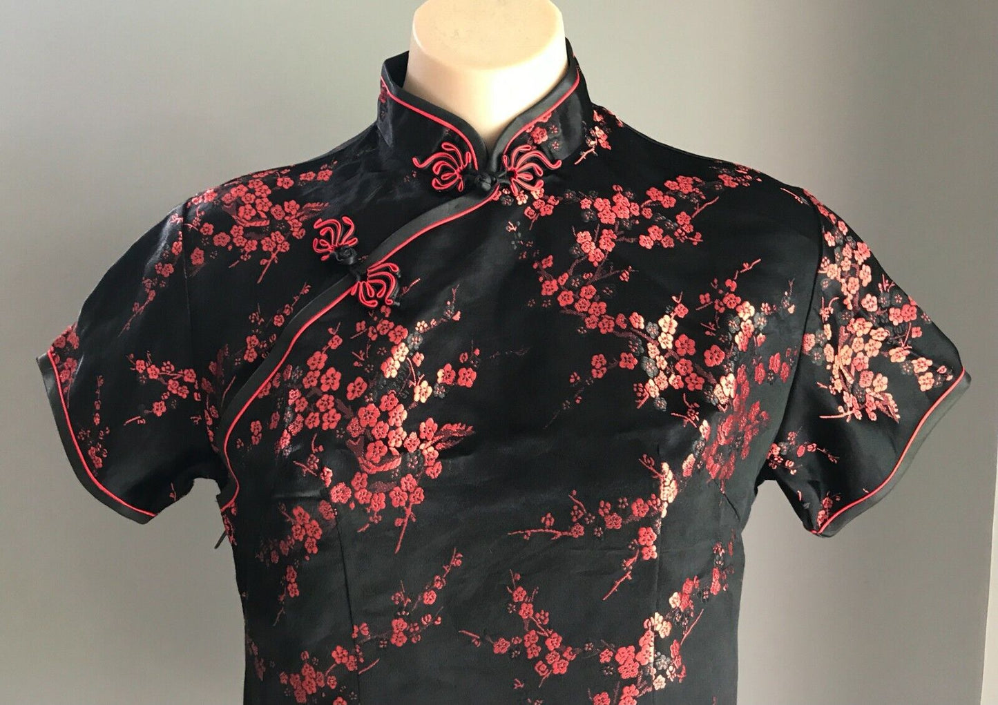 Vintage 1960’s Satin CHEONGSAM Blouse Black Red Floral Short Sleeve Top Sz 8 10