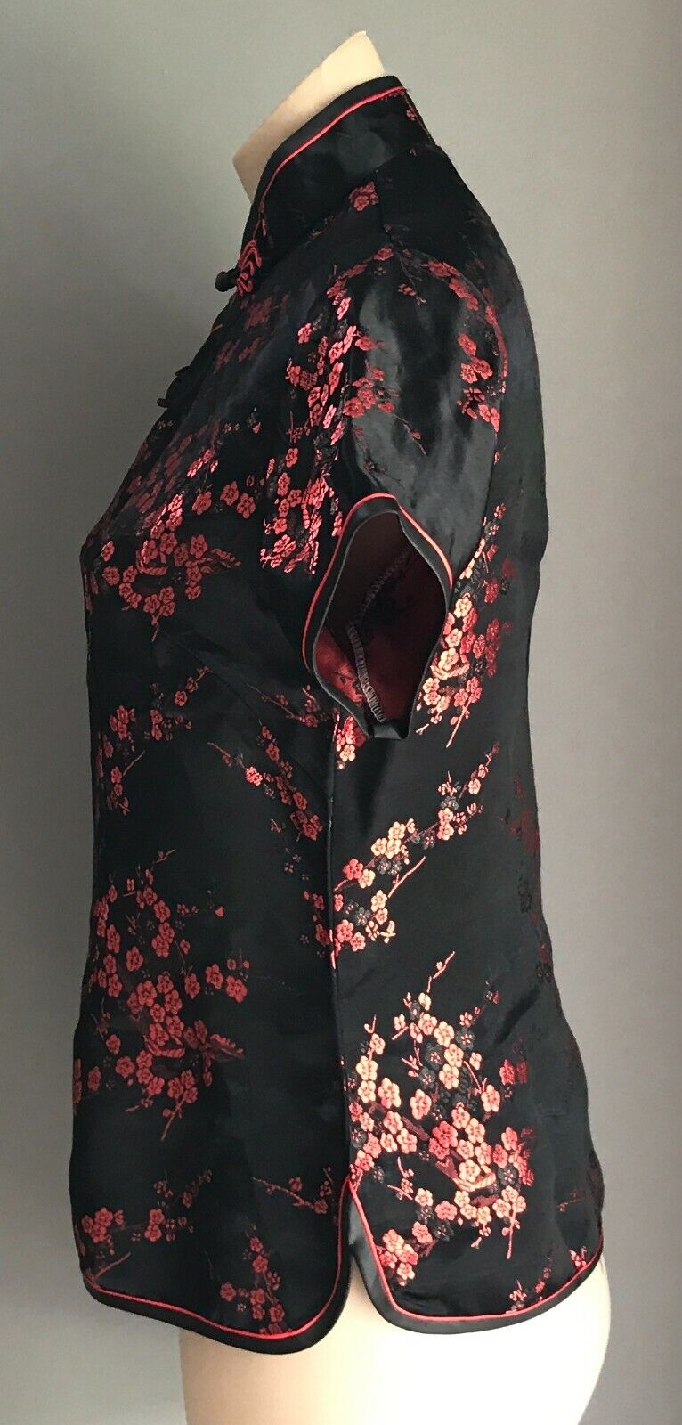 Vintage 1960’s Satin CHEONGSAM Blouse Black Red Floral Short Sleeve Top Sz 8 10
