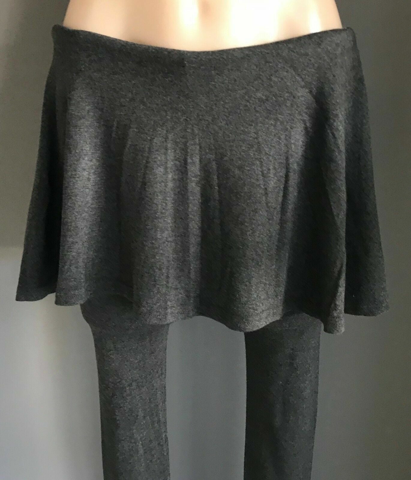 GOGO TOM"S Leggings Grey Twofer Skirt Pants 7/8 Sports Sz 8 10 Dance