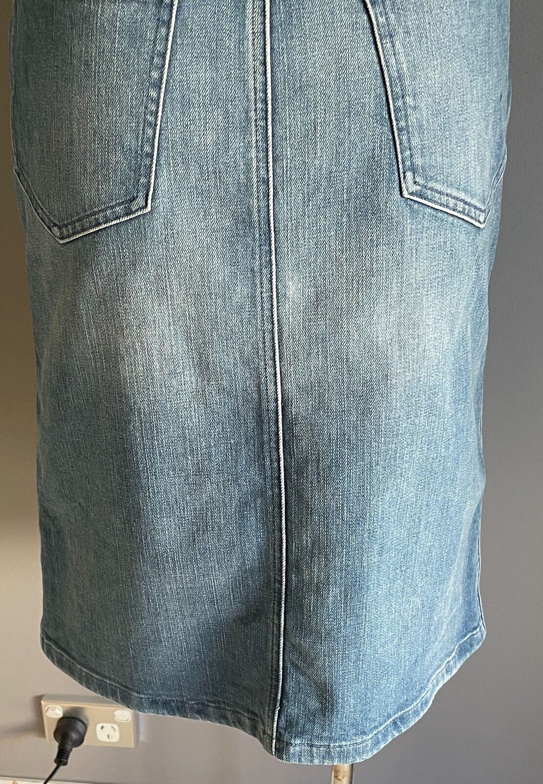 SCOTCH & SODA Denim "Lady Luck" Skirt Button Front Knee Length Straight Sz XS 8