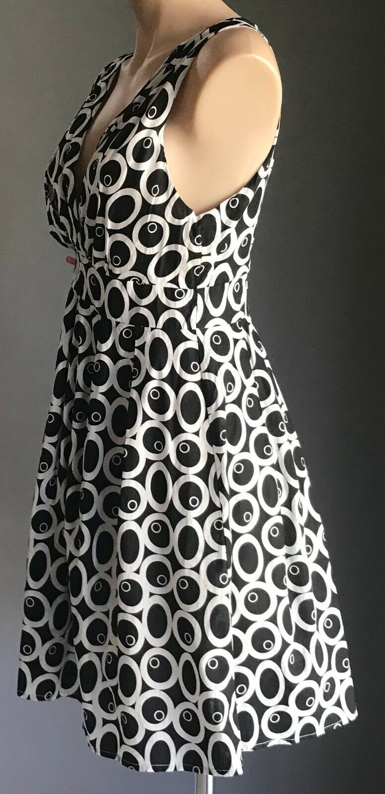 COCO MODA DRESS High Waist Black & White Circle Sleeveless Ladies Size 14