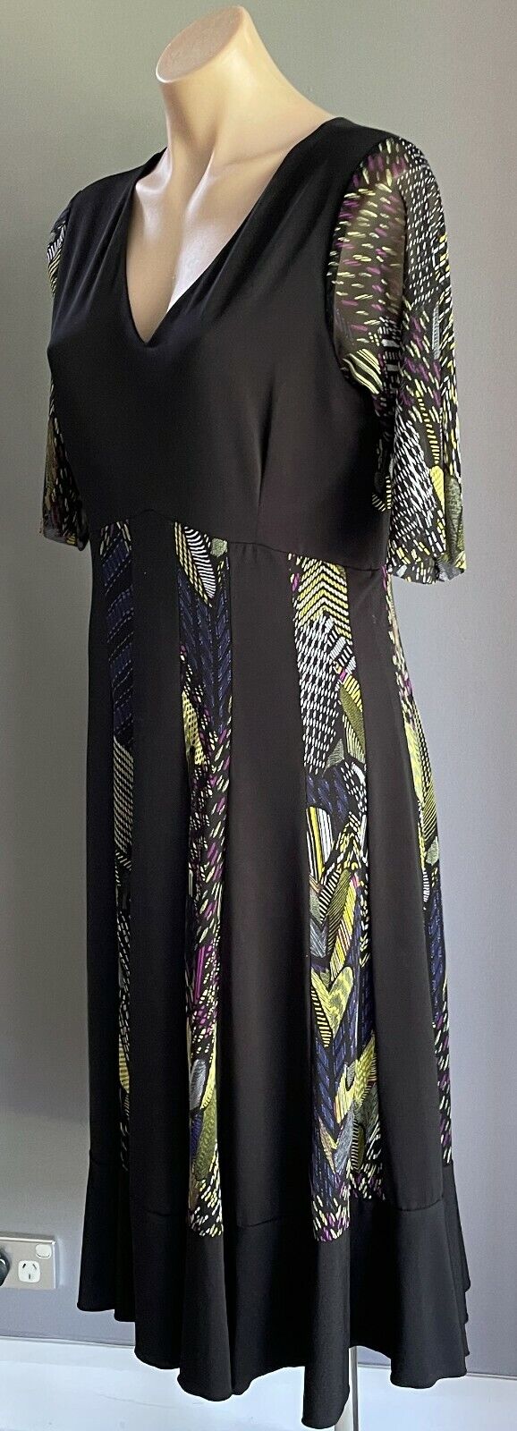 SASH Dress Black & MultiColoured Mesh Net Insert 3/4 Sleeve Empire Waist Size 14