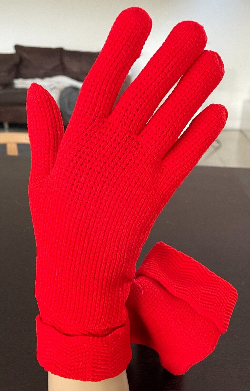 Red Hand GLOVES Stretch Thick Knit Fabric Cuffed Wrist Women's One Size NEW